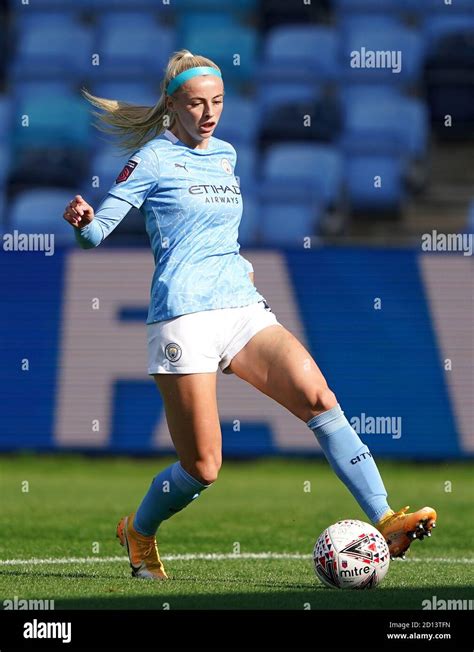 chloe kelly man city.